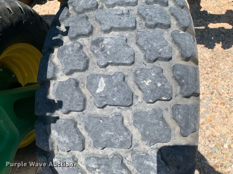 image for item DK7749 2013 John Deere 1990 CCS  air seeder