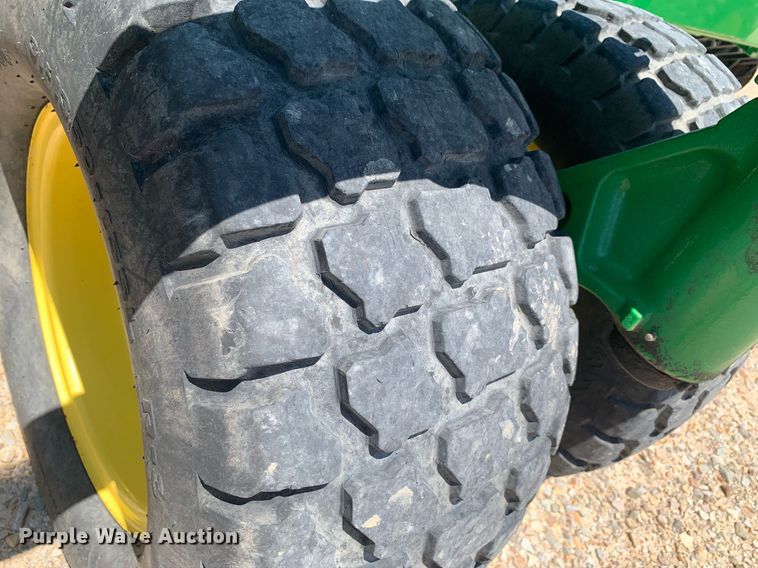 image for item DK7749 2013 John Deere 1990 CCS  air seeder