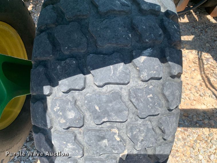 image for item DK7749 2013 John Deere 1990 CCS  air seeder