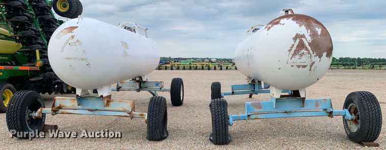 image for item DK7750 (2) steel NH3 tanks