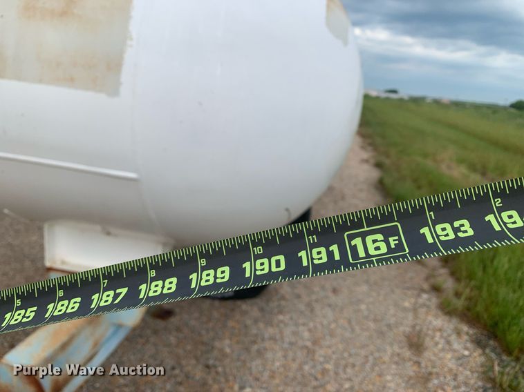 image for item DK7750 (2) steel NH3 tanks