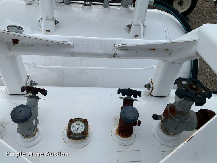 image for item DK7754 2014 Circle K CS  NH3 tank trailer