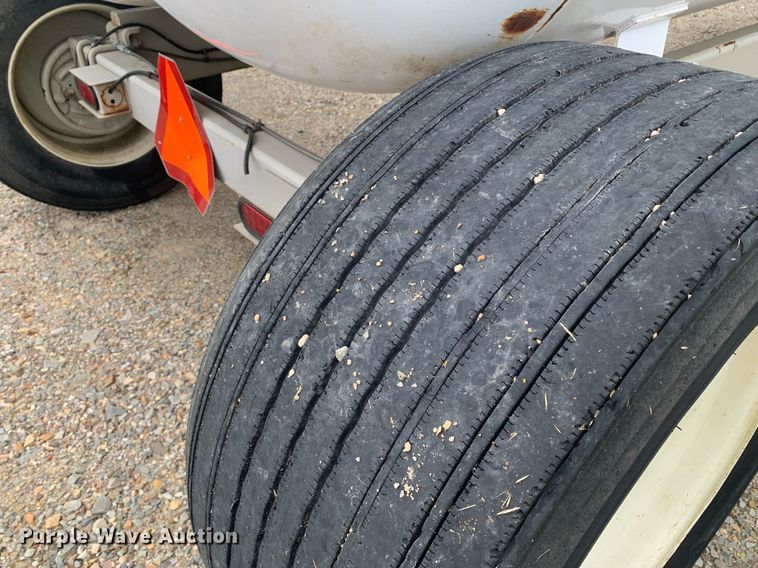 image for item DK7754 2014 Circle K CS  NH3 tank trailer