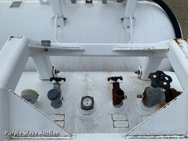 image for item DK7755 2014 Circle K CS  NH3 tank trailer