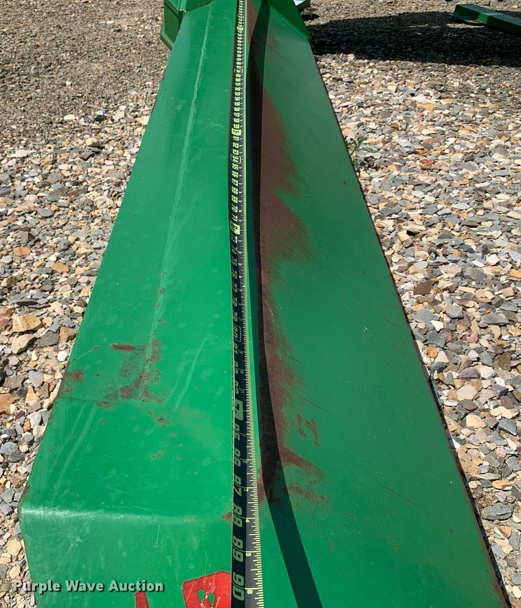 image for item DK7769 Frontier CM11  cotton module handler