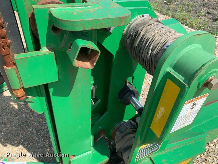 image for item DK7769 Frontier CM11  cotton module handler