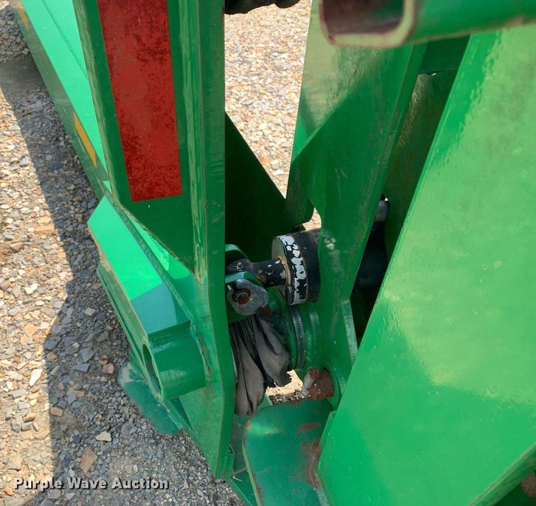 image for item DK7769 Frontier CM11  cotton module handler