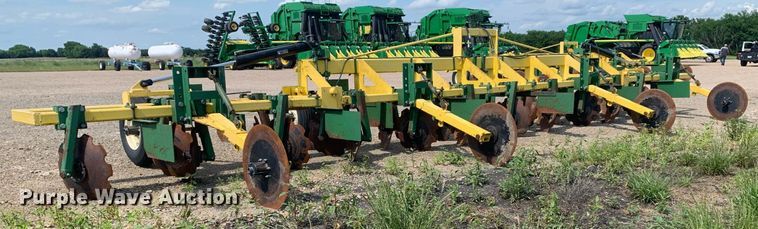 image for item DK7772 Roll-a-cone HNB  disk bedder