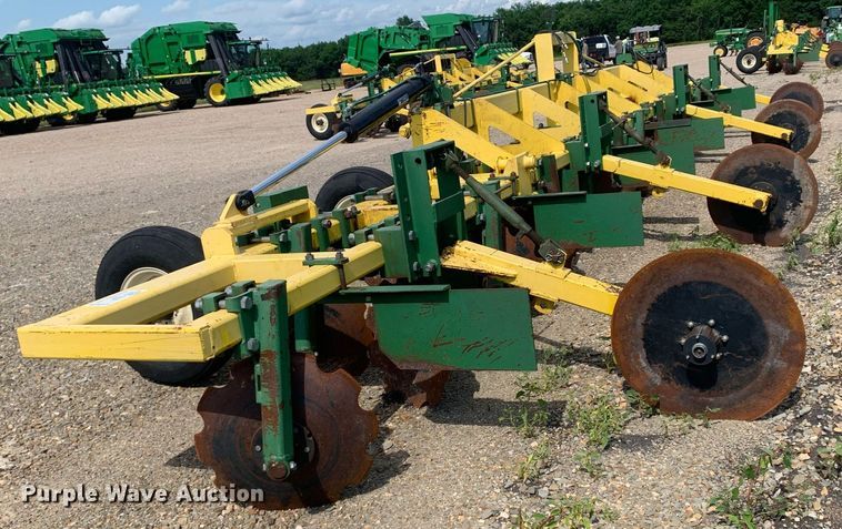 image for item DK7772 Roll-a-cone HNB  disk bedder