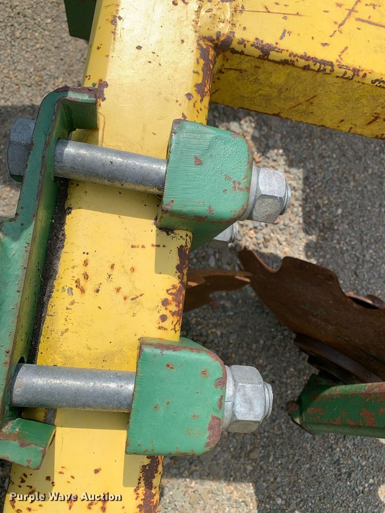 image for item DK7772 Roll-a-cone HNB  disk bedder