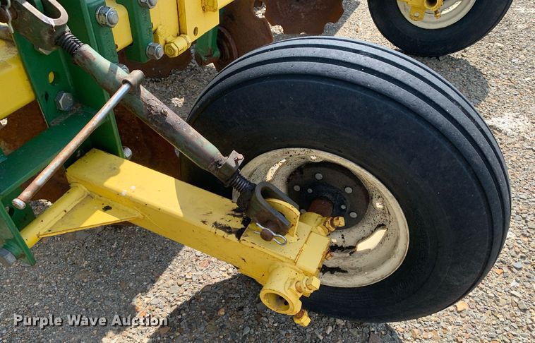 image for item DK7772 Roll-a-cone HNB  disk bedder