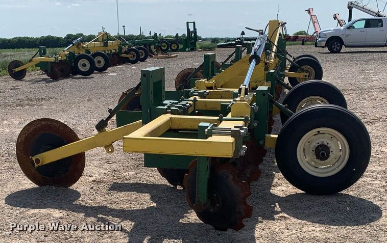 image for item DK7773 Roll-a-cone HNB  disk bedder