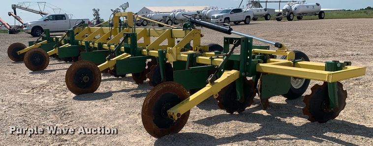 image for item DK7773 Roll-a-cone HNB  disk bedder