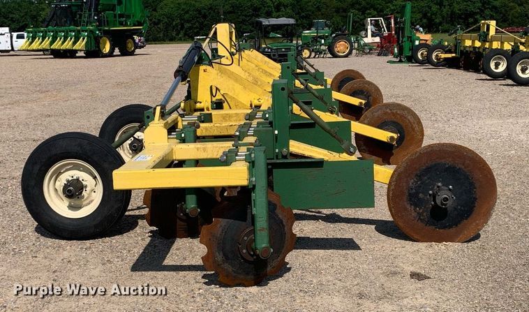 image for item DK7773 Roll-a-cone HNB  disk bedder