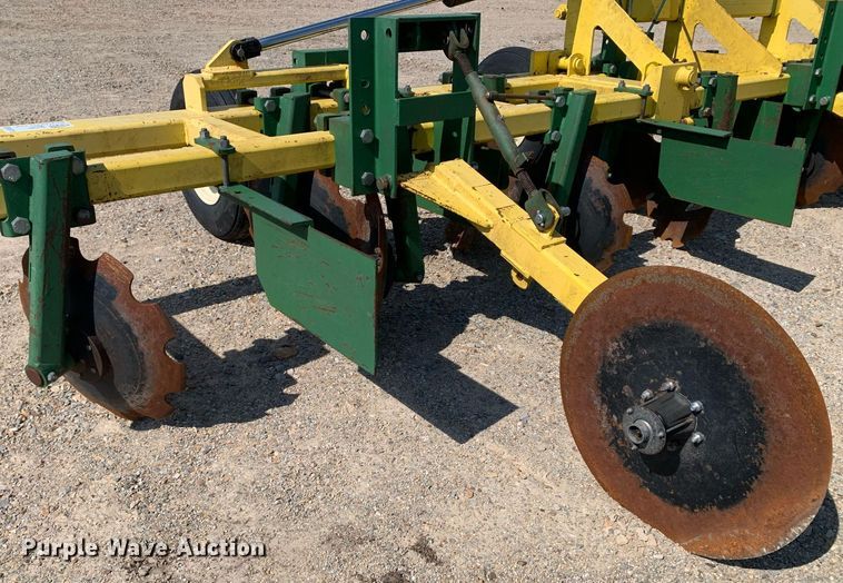 image for item DK7773 Roll-a-cone HNB  disk bedder