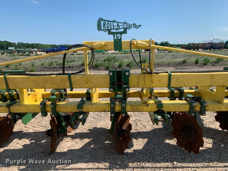 image for item DK7773 Roll-a-cone HNB  disk bedder