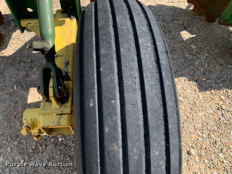 image for item DK7773 Roll-a-cone HNB  disk bedder