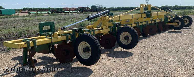 image for item DK7774 Roll-a-cone HNB  disk bedder