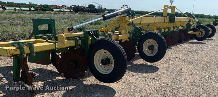 image for item DK7774 Roll-a-cone HNB  disk bedder