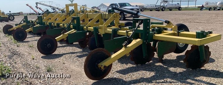 image for item DK7774 Roll-a-cone HNB  disk bedder