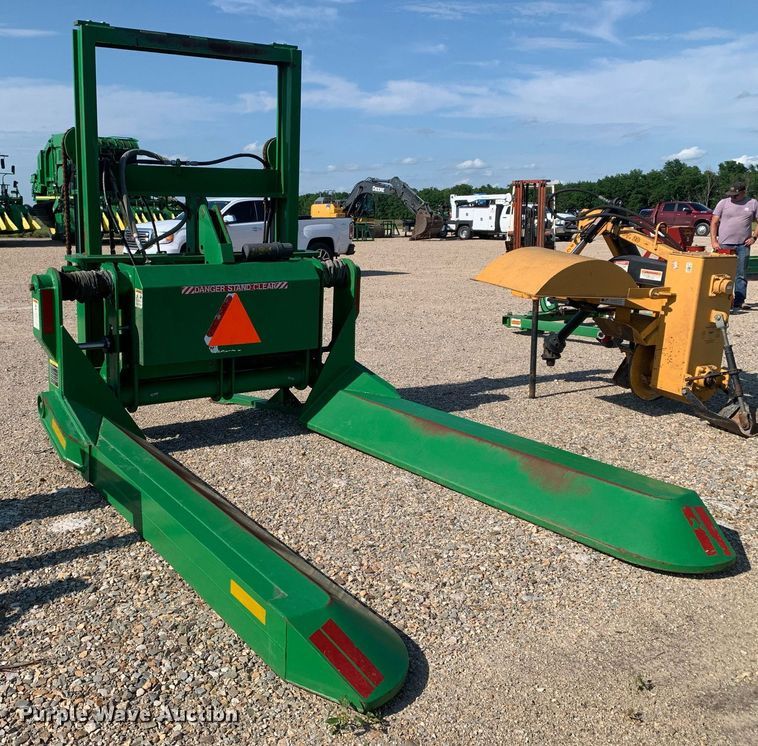 image for item DK7775 Frontier CM11  cotton module handler