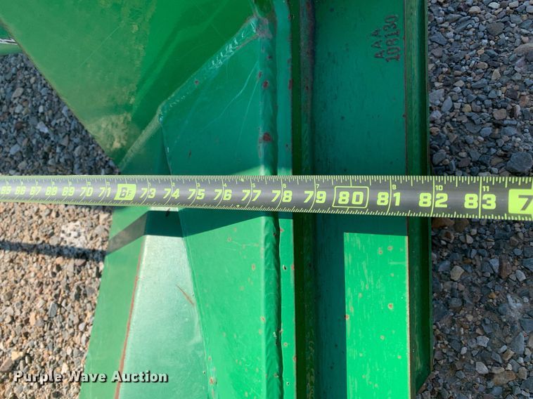 image for item DK7775 Frontier CM11  cotton module handler