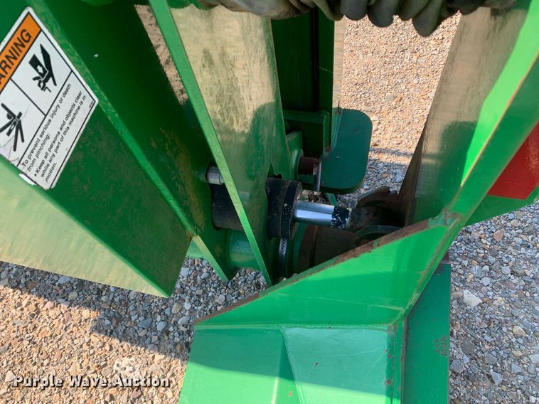 image for item DK7775 Frontier CM11  cotton module handler