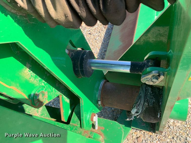 image for item DK7775 Frontier CM11  cotton module handler