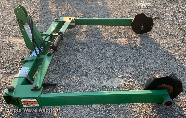 image for item DK7777 Frontier  bale handler