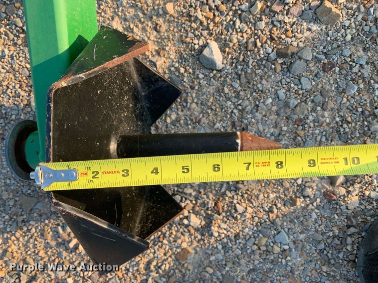 image for item DK7777 Frontier  bale handler