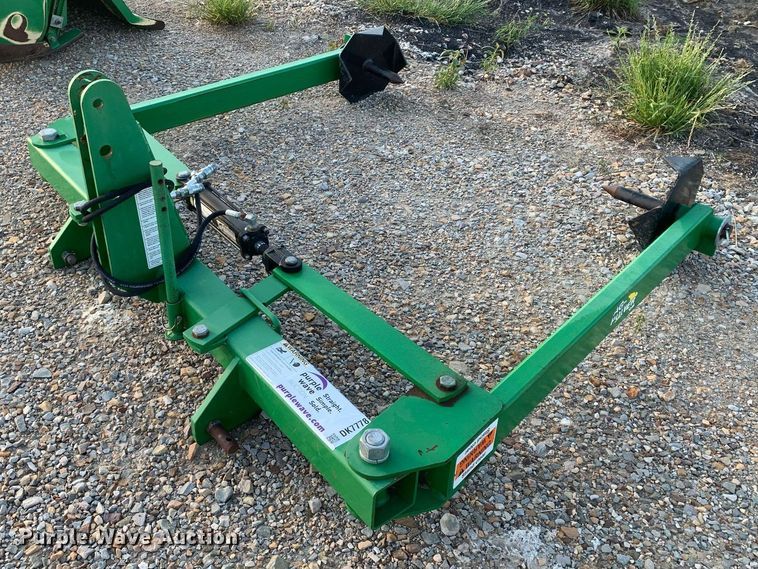 image for item DK7778 Frontier  bale handler