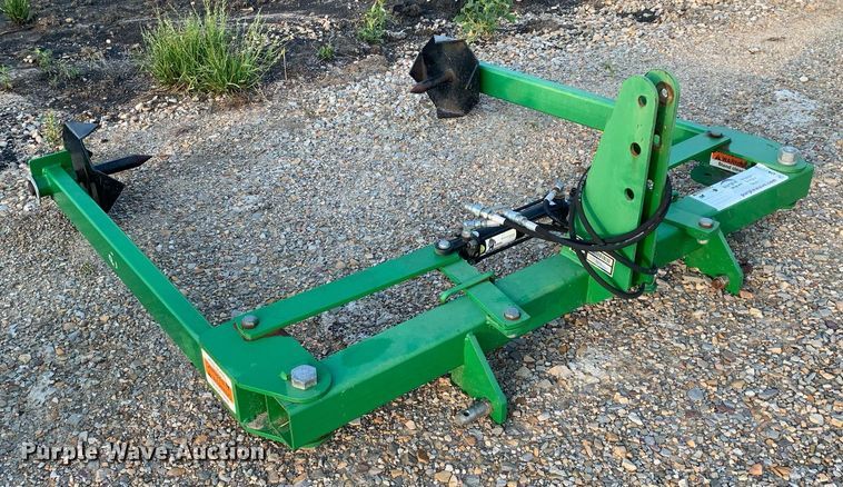 image for item DK7778 Frontier  bale handler