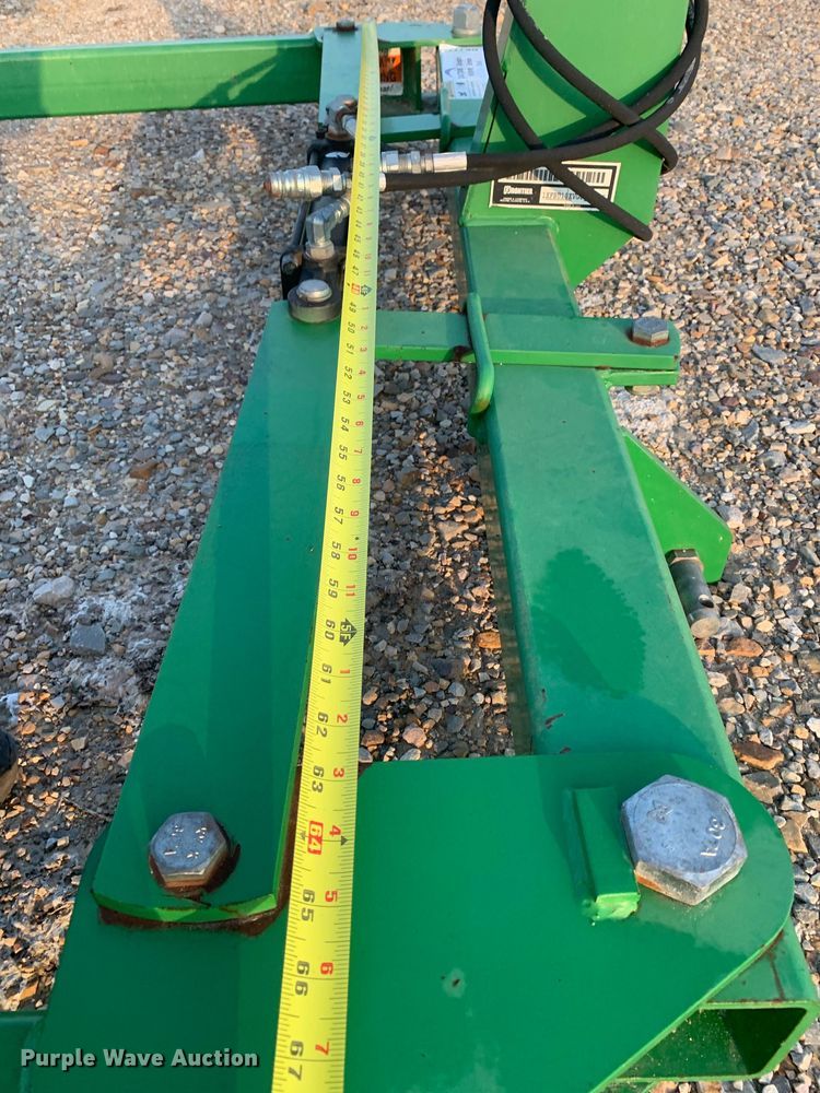 image for item DK7778 Frontier  bale handler