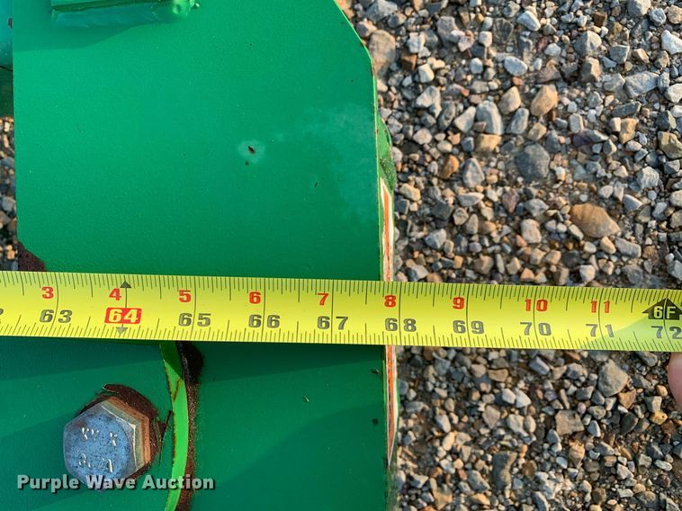 image for item DK7778 Frontier  bale handler