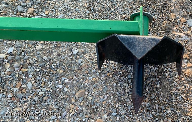 image for item DK7778 Frontier  bale handler