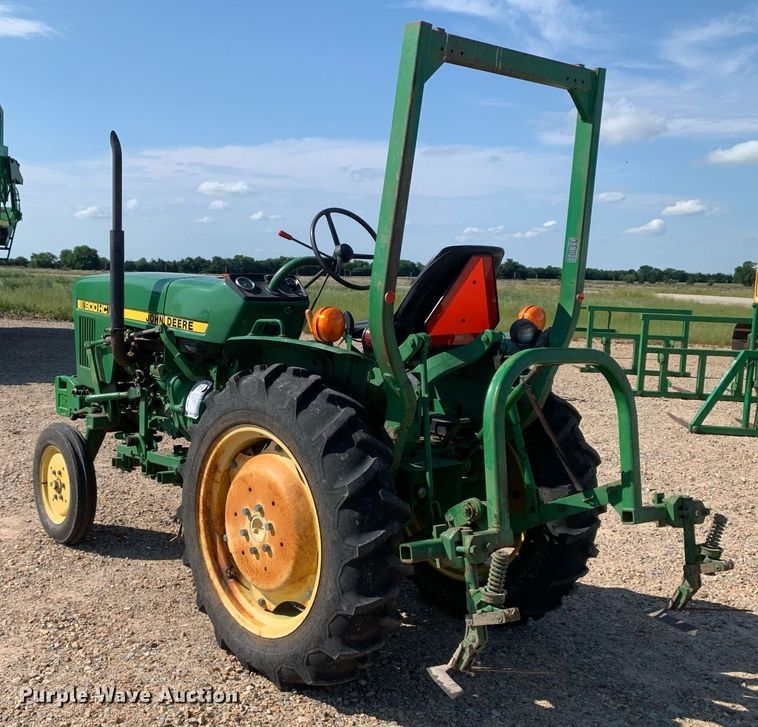 image for item DK7781 1987 John Deere 900HC  tractor