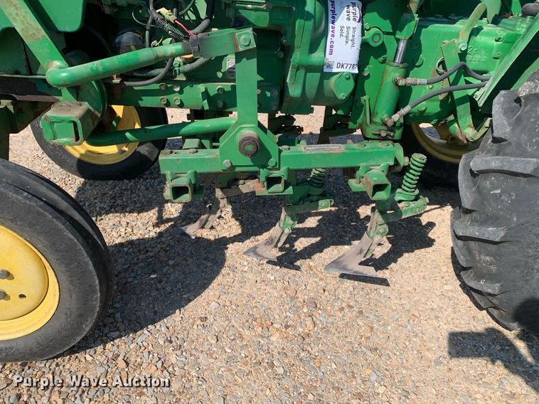 image for item DK7781 1987 John Deere 900HC  tractor