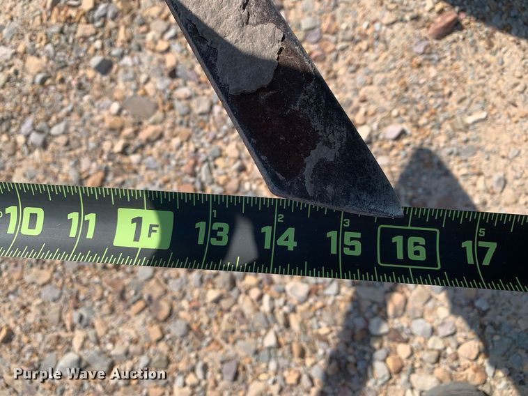 image for item DK7781 1987 John Deere 900HC  tractor