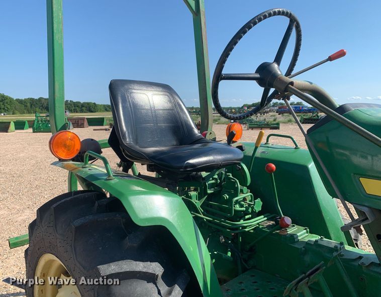 image for item DK7781 1987 John Deere 900HC  tractor