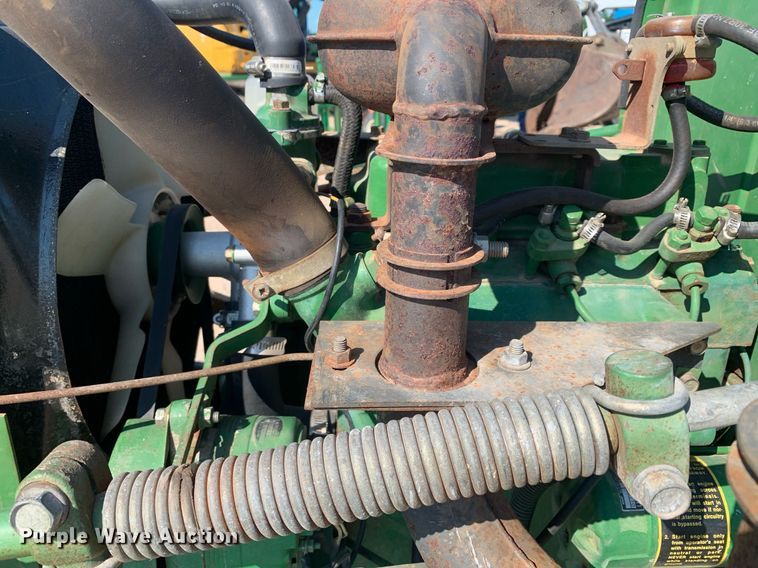 image for item DK7781 1987 John Deere 900HC  tractor