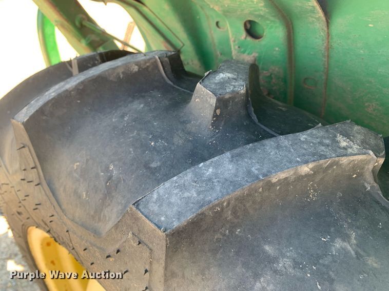 image for item DK7781 1987 John Deere 900HC  tractor