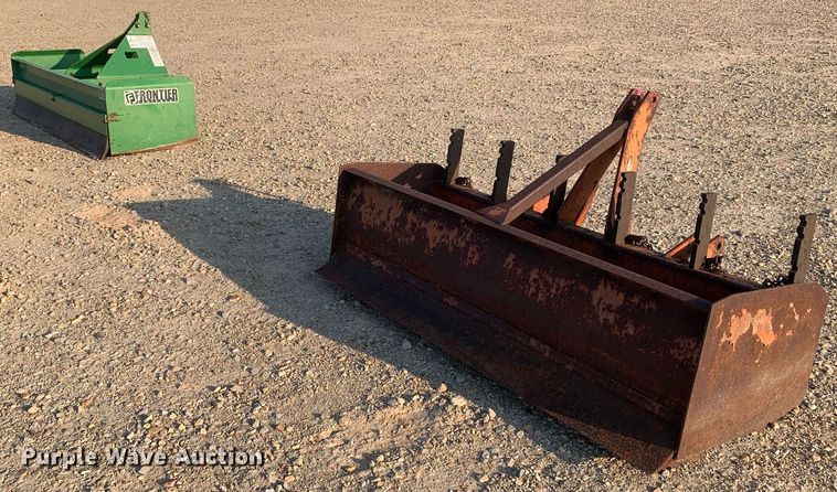 image for item DK7783 (2) box blades