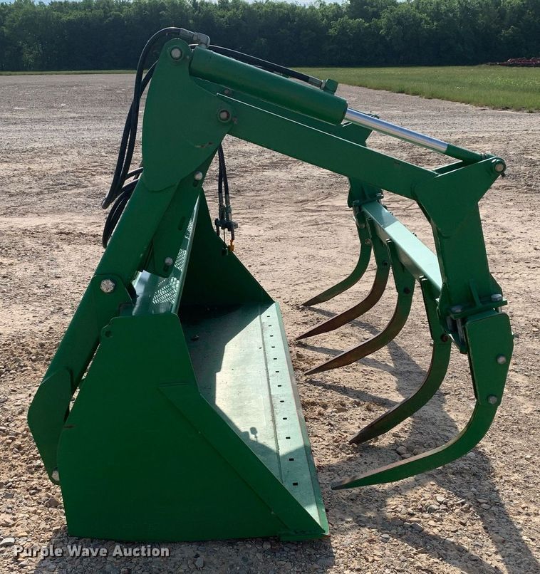 image for item DK7786 John Deere BW1616  grapple bucket
