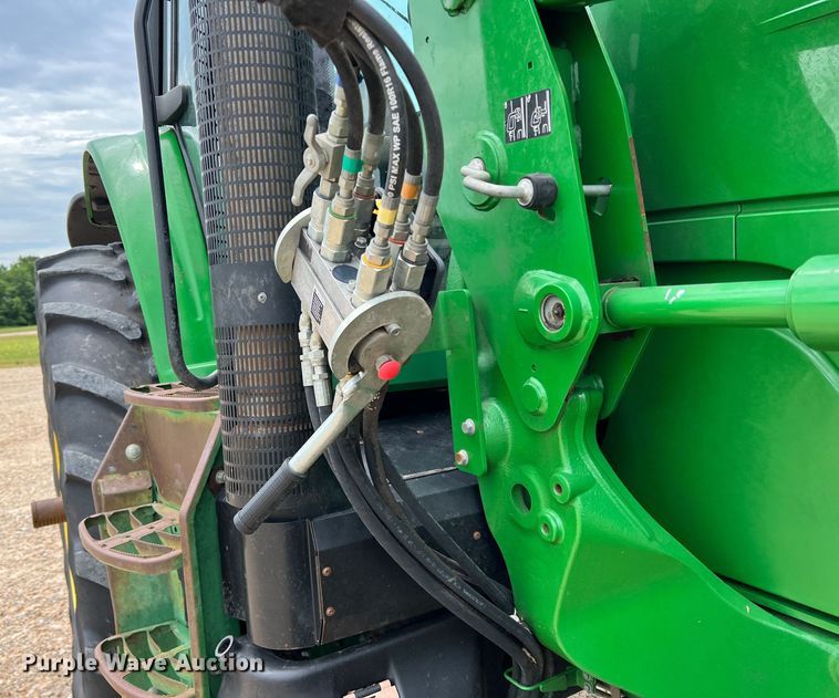 image for item DK7790 2015 John Deere 6170M  MFWD tractor