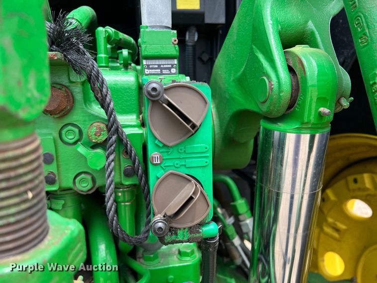 image for item DK7790 2015 John Deere 6170M  MFWD tractor