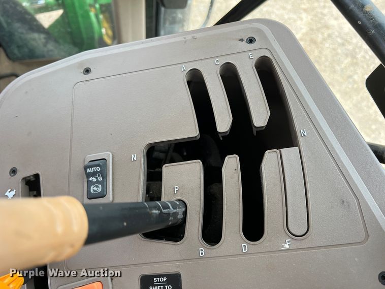 image for item DK7790 2015 John Deere 6170M  MFWD tractor