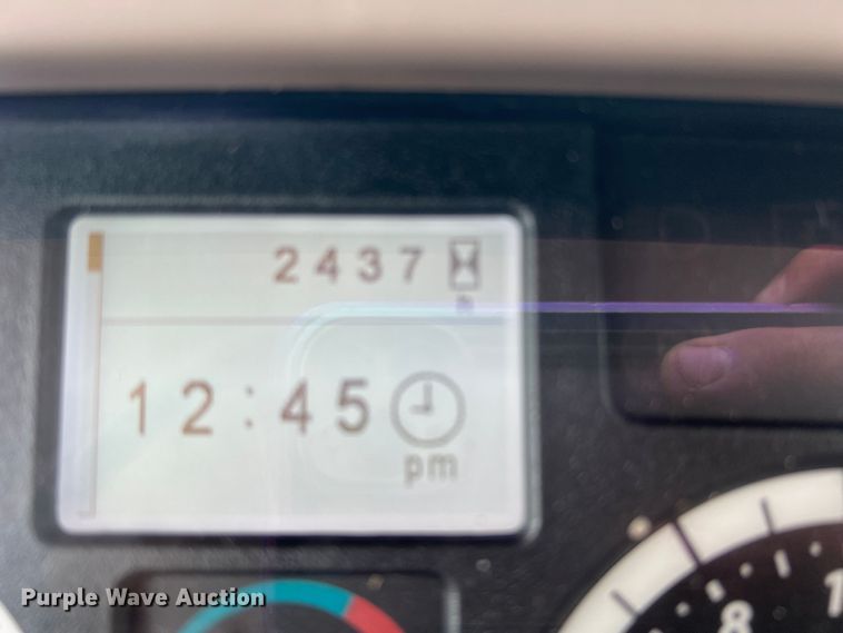 image for item DK7791 2015 John Deere 6150M  MFWD tractor