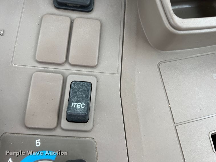 image for item DK7791 2015 John Deere 6150M  MFWD tractor