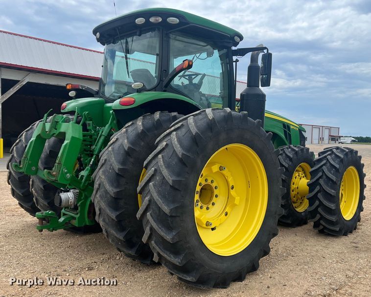 image for item DK7792 2018 John Deere 8400R  MFWD tractor