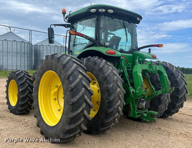 image for item DK7792 2018 John Deere 8400R  MFWD tractor